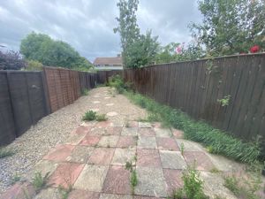 Photo 8- click for photo gallery